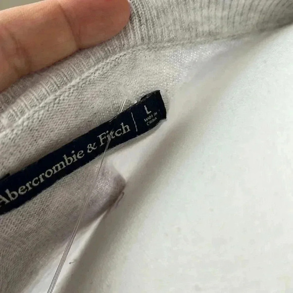 ❤️2/$50❤️[L]Abercrombie &  Fitch Ruffled Sleeves Cotton Blend L S Sweater - Picture 5 of 9